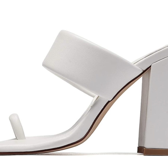 Toe Ring Block Heels Sandals - Picture 3 of 5